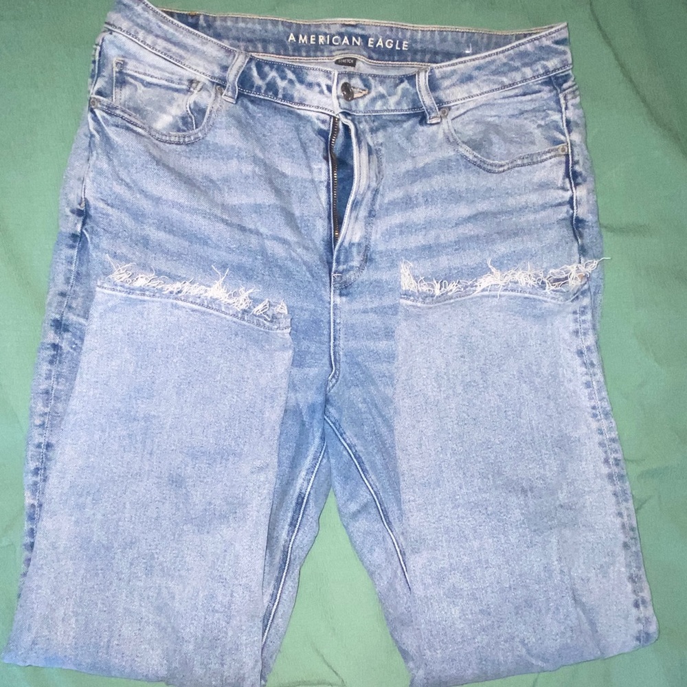 American Eagle mom jeans